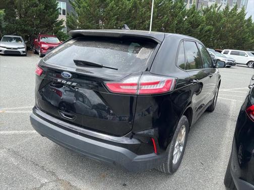 2021 Ford Edge SE