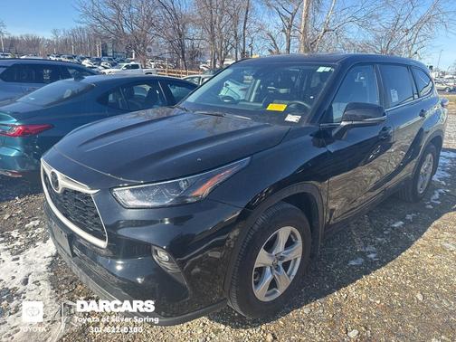 2025 Toyota Highlander LE