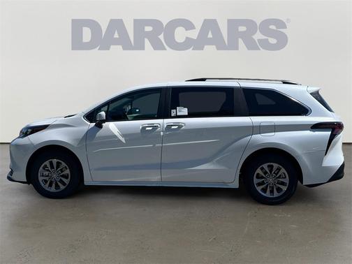 2025 Toyota Sienna XLE 7 Passenger