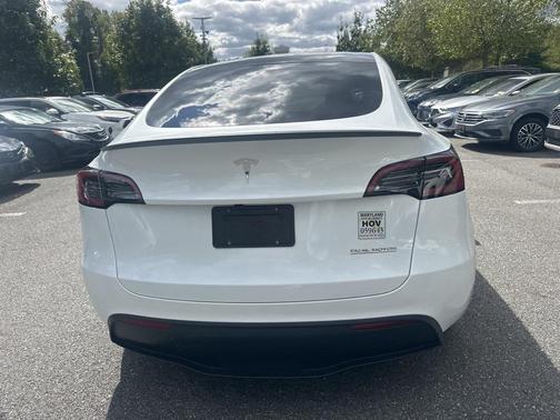 2024 Tesla Model Y Performance Dual Motor All-Wheel Drive