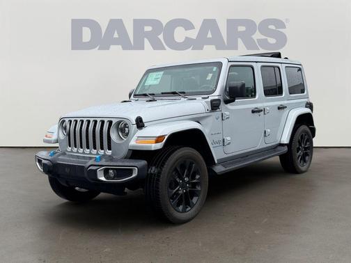 Silver Zynith Clearcoat 2023 Jeep Wrangler 4xe Sahara