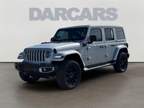 Silver Zynith Clearcoat 2023 Jeep Wrangler 4xe Sahara