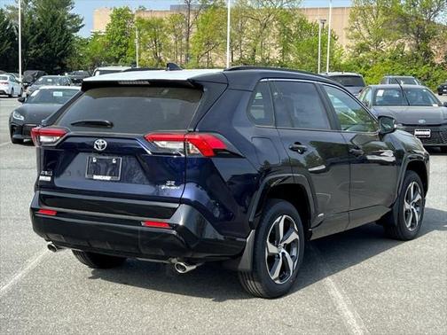 2025 Toyota RAV4 Hybrid SE