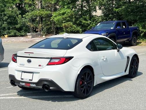 2025 Toyota GR86 Base