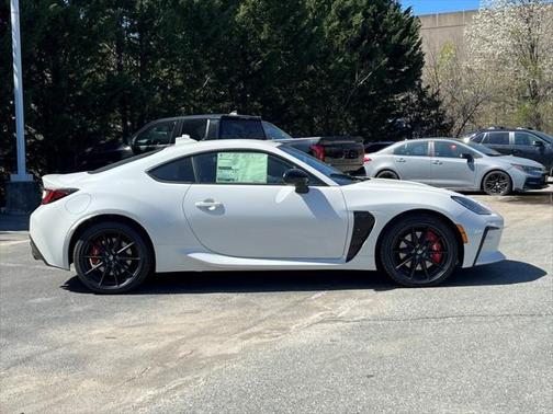 2025 Toyota GR86 Base