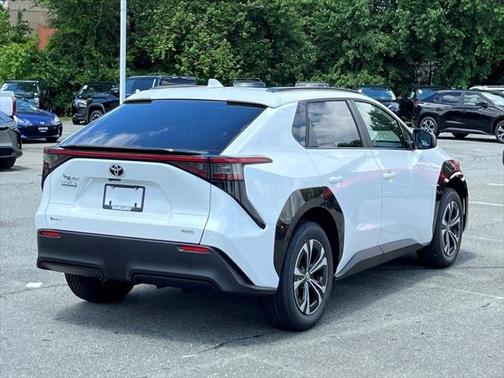 2025 Toyota bZ4X XLE