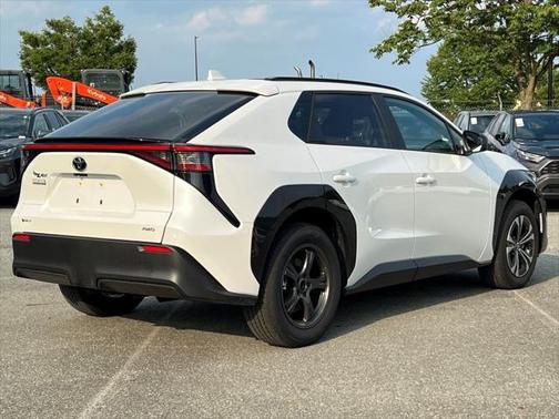 2025 Toyota bZ4X XLE