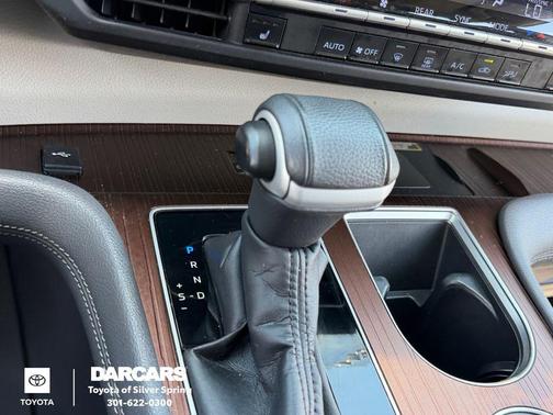 Predawn Gray Mica 2022 Toyota Sienna XLE