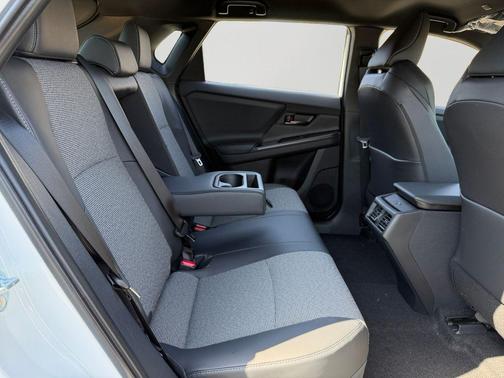 Wind Chill Pearl 2026 Toyota bZ XLE Plus