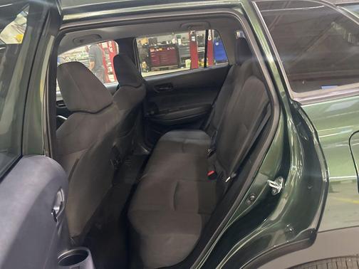 2025 Toyota Corolla Cross LE