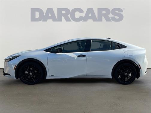 2025 Toyota Prius L