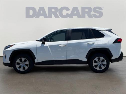 Ice Cap 2024 Toyota RAV4 LE