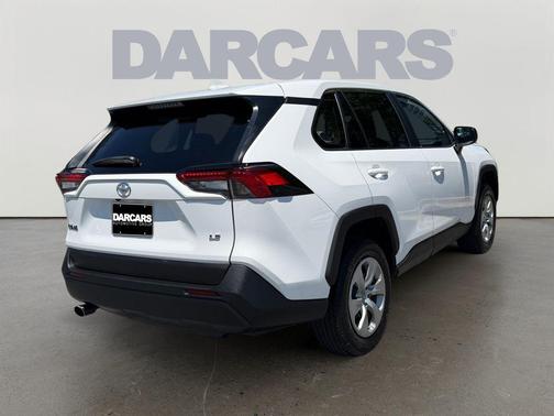 Ice Cap 2024 Toyota RAV4 LE