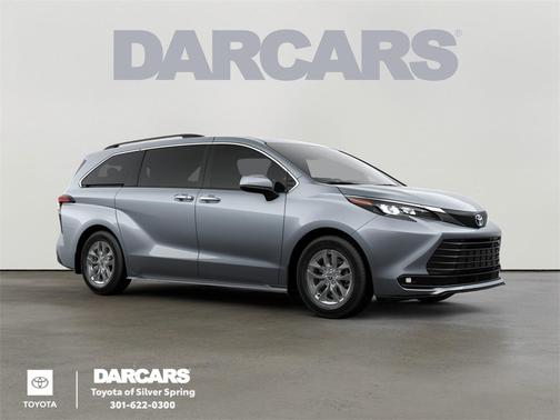 2025 Toyota Sienna XLE