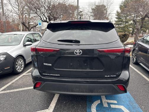 2024 Toyota Highlander XLE