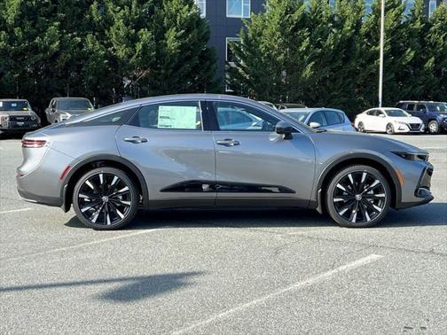 2025 Toyota Crown Platinum