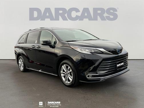 2025 Toyota Sienna Limited