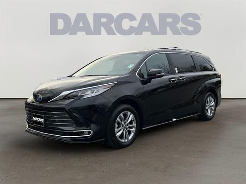 2025 Toyota Sienna Limited