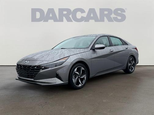 Fluid Metal 2023 Hyundai ELANTRA Limited