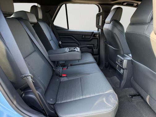 08x0 2026 Toyota 4Runner TRD Off Road Premium