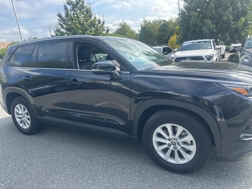 2025 Toyota Grand Highlander XLE