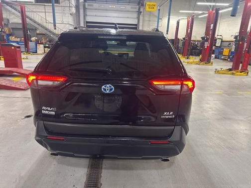 2023 Toyota RAV4 Hybrid XLE