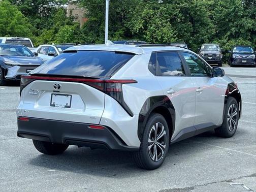 2025 Toyota bZ4X XLE