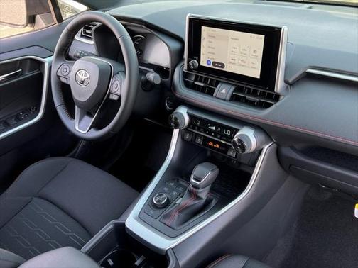 2025 Toyota RAV4 Hybrid SE