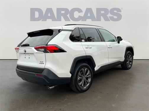 2024 Toyota RAV4 Hybrid XLE Premium