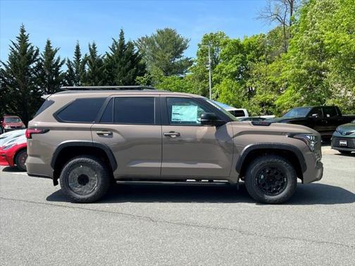 2025 Toyota Sequoia Base