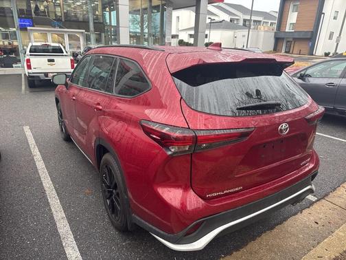 2024 Toyota Highlander XSE