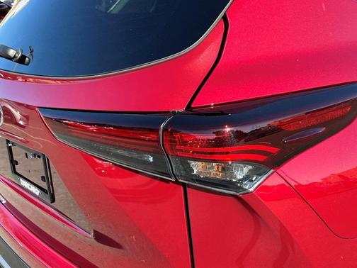 2024 Toyota Highlander XSE