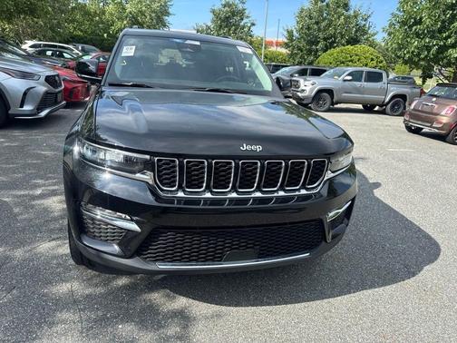 Diamond Black Crystal Pearlcoat 2022 Jeep Grand Cherokee 4xe Base
