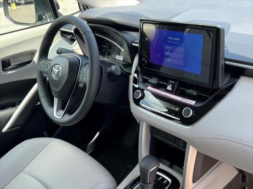 2025 Toyota Corolla Cross LE