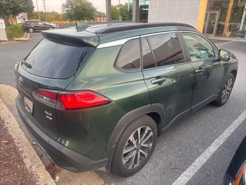 2024 Toyota Corolla Cross XLE