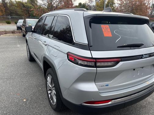 2023 Jeep Grand Cherokee 4xe Base