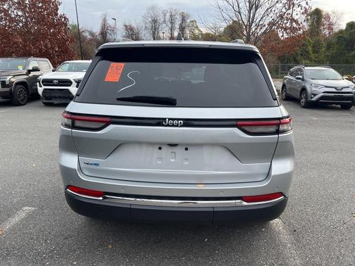 2023 Jeep Grand Cherokee 4xe Base