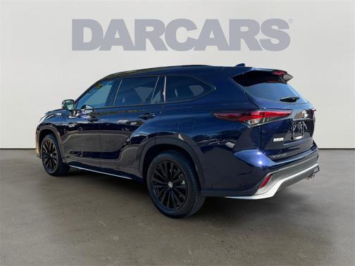 2025 Toyota Highlander XSE