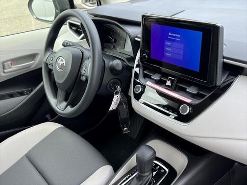 2025 Toyota Corolla Hybrid LE