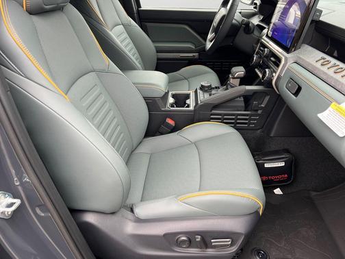 2025 Toyota Tacoma Hybrid Trailhunter