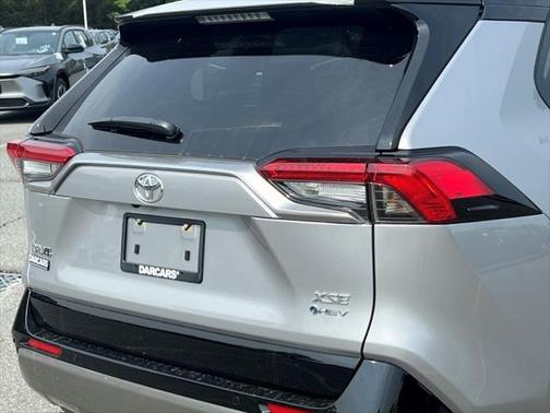 2025 Toyota RAV4 Hybrid SE