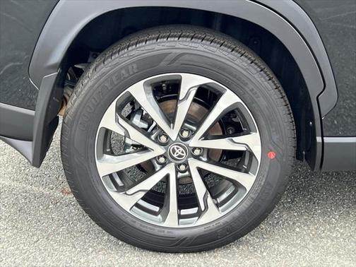 2025 Toyota Corolla Cross XLE