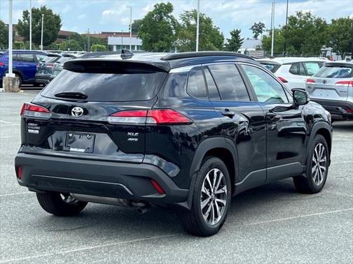 2025 Toyota Corolla Cross XLE