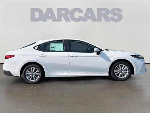 Ice Cap 2026 Toyota Camry LE