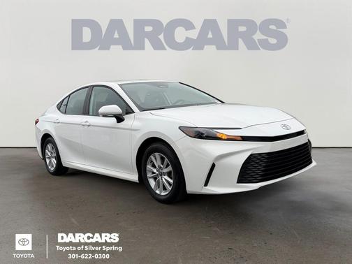 Ice 2025 Toyota Camry LE