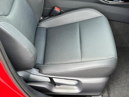 2025 Toyota Prius XLE