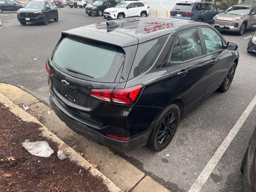2023 Chevrolet Equinox LS