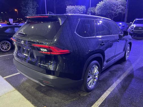 2024 Toyota Grand Highlander Platinum