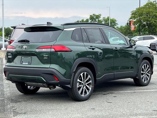 2025 Toyota Corolla Cross XLE