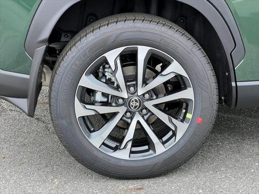 2025 Toyota Corolla Cross XLE